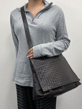 Bottega Veneta Intrecciato Shoulder Bag Crossbody Brown Leather Vintage